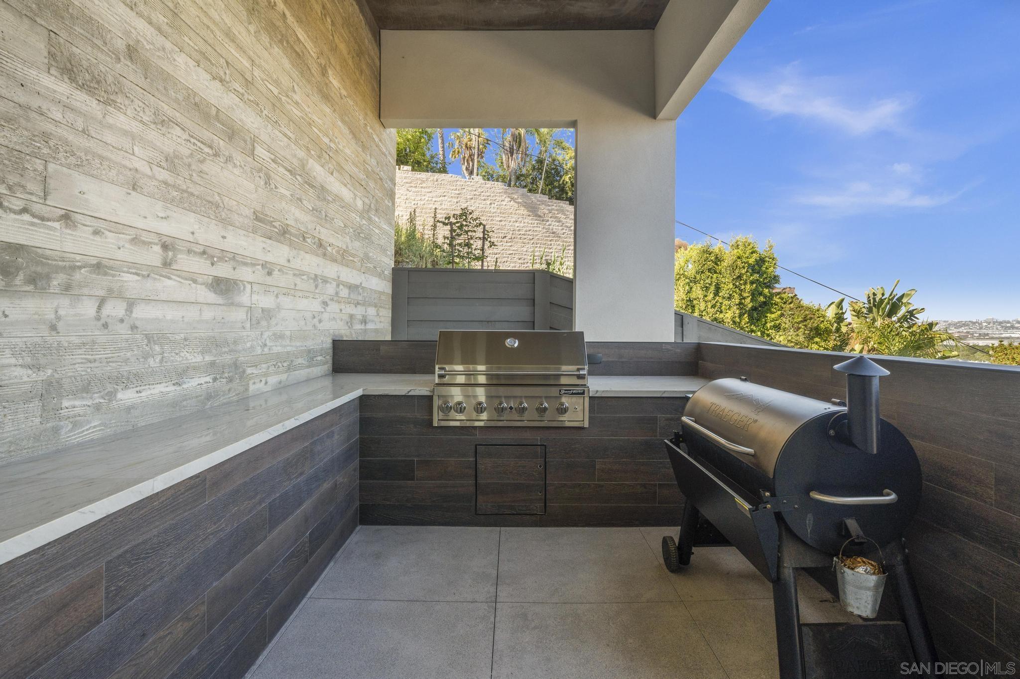 Detail Gallery Image 38 of 46 For 2035  Evergreen, San Diego,  CA 92106 - 4 Beds | 3/1 Baths