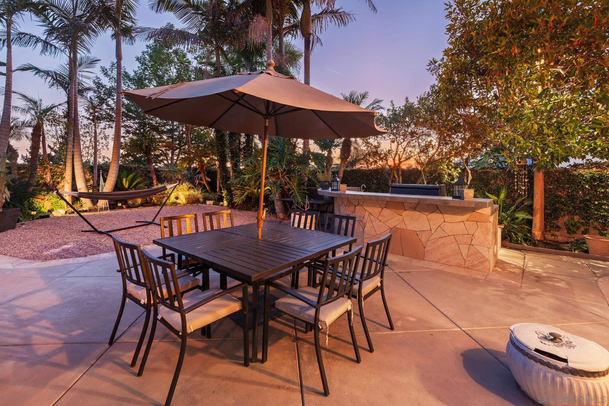 Detail Gallery Image 12 of 55 For 5255  Greenwillow Ln, San Diego,  CA 92130 - 7 Beds | 5/1 Baths