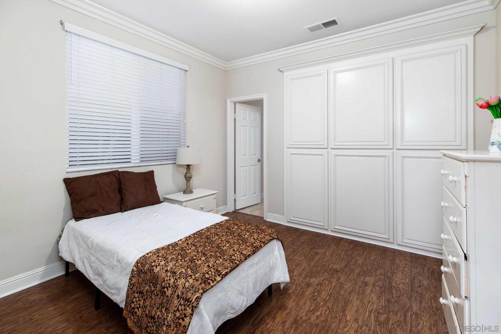 Detail Gallery Image 27 of 55 For 5255  Greenwillow Ln, San Diego,  CA 92130 - 7 Beds | 5/1 Baths