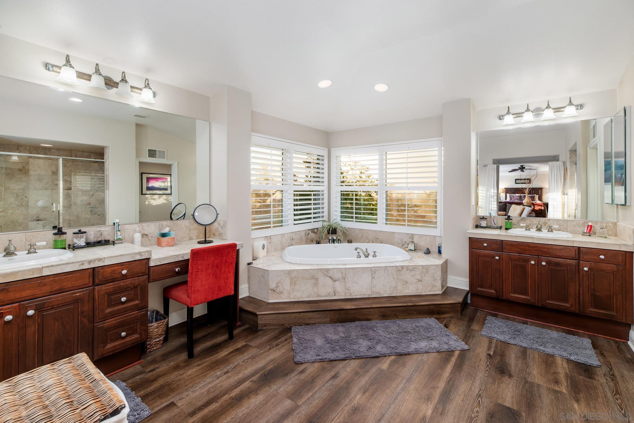 Detail Gallery Image 40 of 55 For 5255  Greenwillow Ln, San Diego,  CA 92130 - 7 Beds | 5/1 Baths