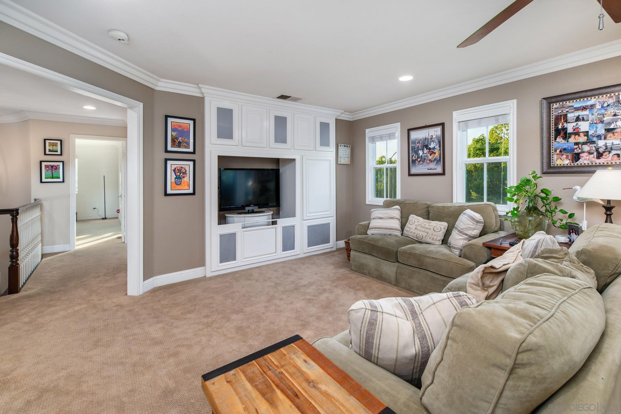 Detail Gallery Image 49 of 55 For 5255  Greenwillow Ln, San Diego,  CA 92130 - 7 Beds | 5/1 Baths