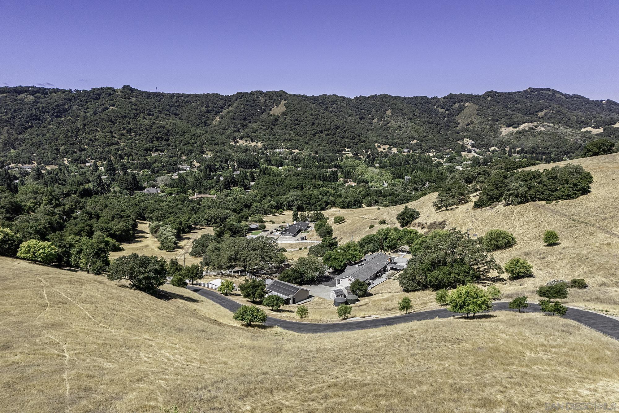 Detail Gallery Image 21 of 34 For 1755  W Edmundson Ave, Morgan Hill,  CA 95037 - 4 Beds | 2 Baths