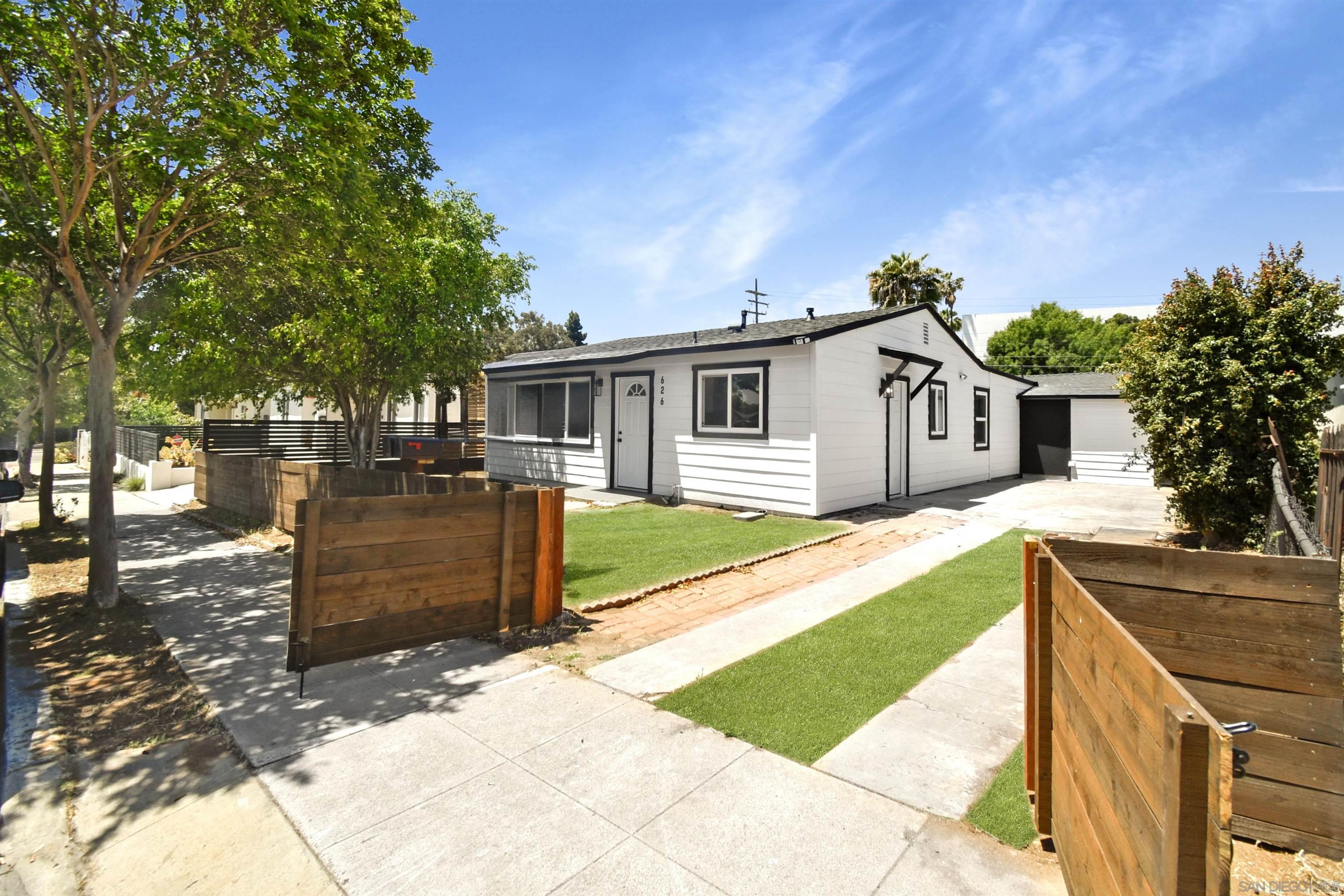 Front Image Thumbnail for SD250035637