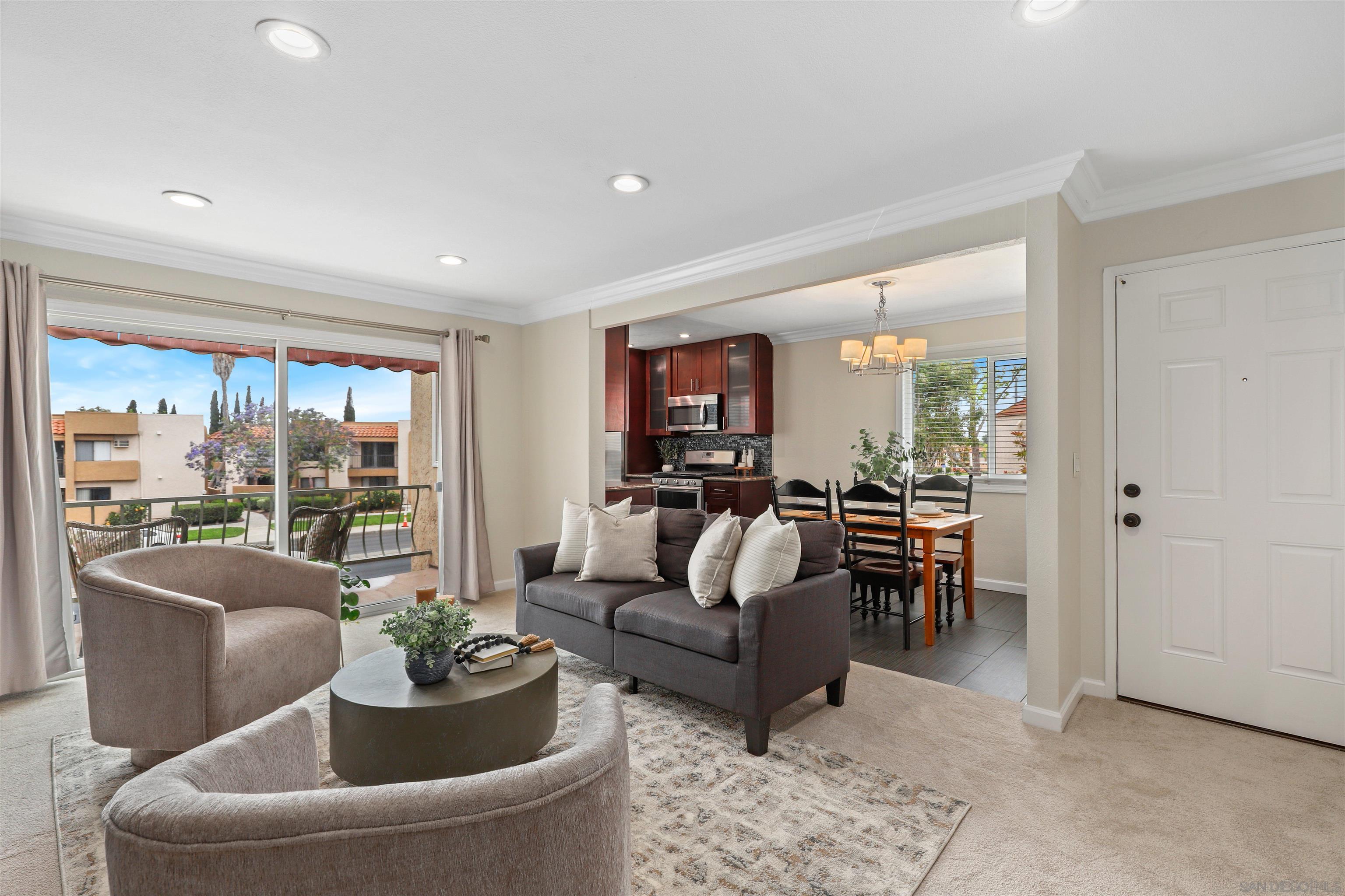 Front Image Thumbnail for SD250035641