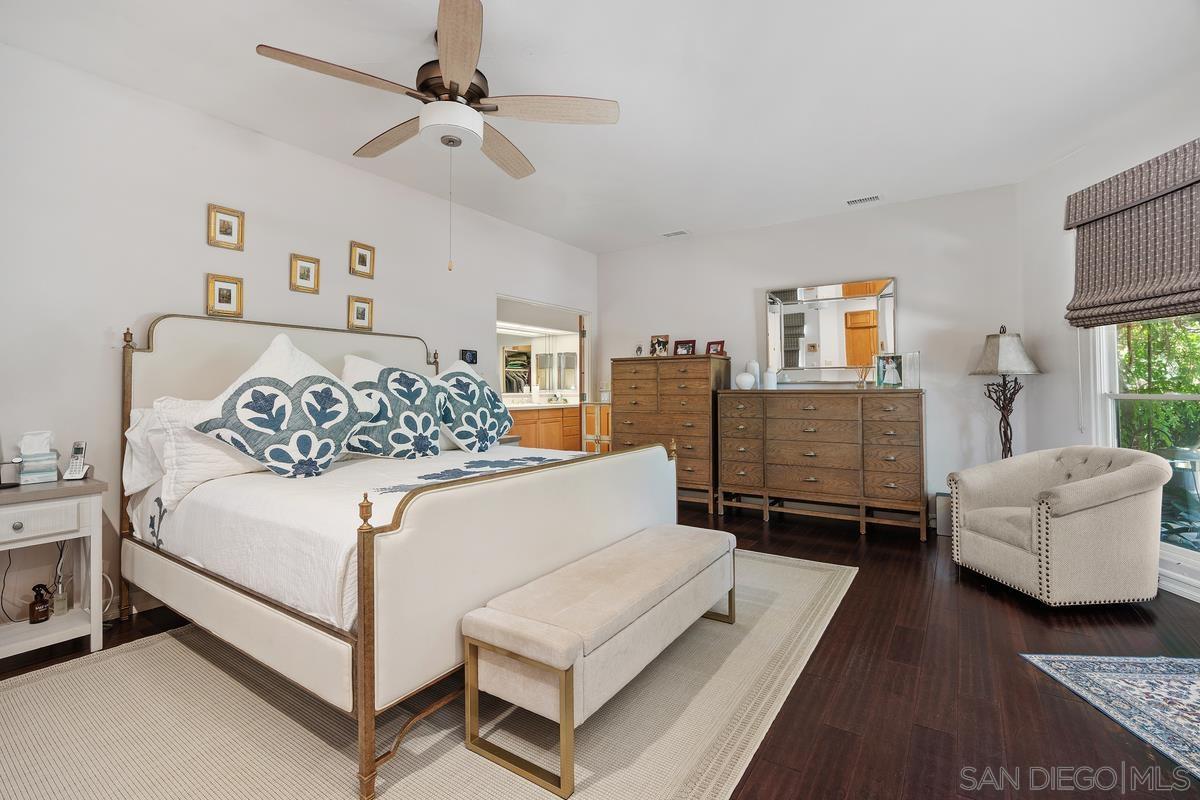 Detail Gallery Image 19 of 38 For 13591  Summit Circle, Poway,  CA 92064 - 5 Beds | 5/2 Baths