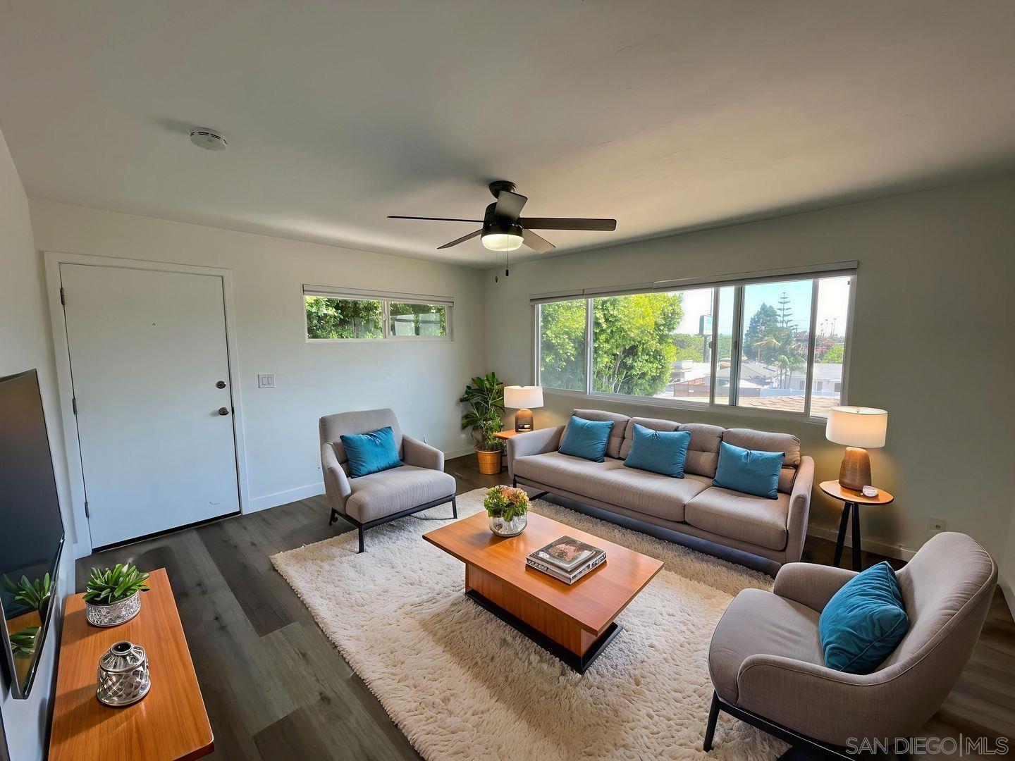 Detail Gallery Image 3 of 14 For 2252.5  Garnet Ave, San Diego,  CA 92109 - 2 Beds | 1 Baths