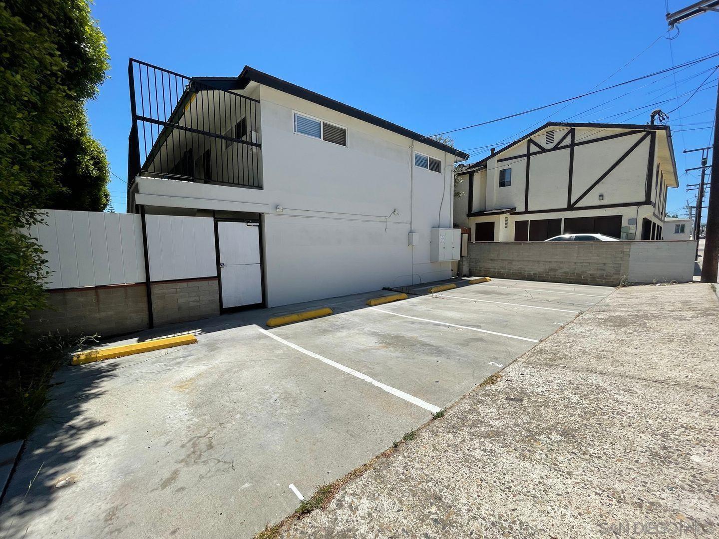 Detail Gallery Image 17 of 17 For 2254.5  Garnet Ave, San Diego,  CA 92109 - 2 Beds | 1 Baths