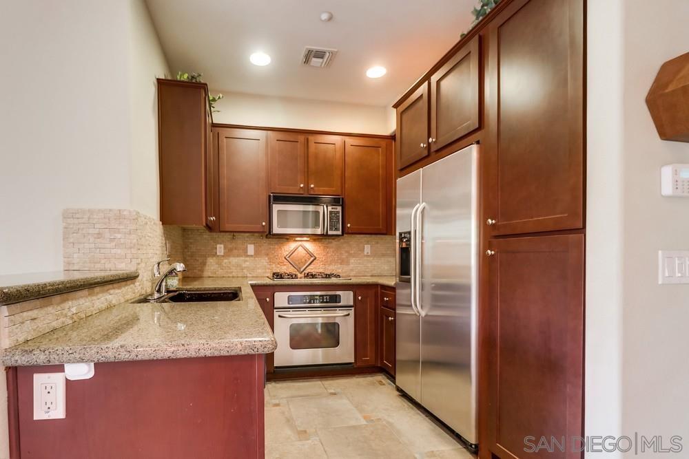 Detail Gallery Image 28 of 28 For 2174  Desert Hare  110, Chula Vista,  CA 91915 - 3 Beds | 2/1 Baths