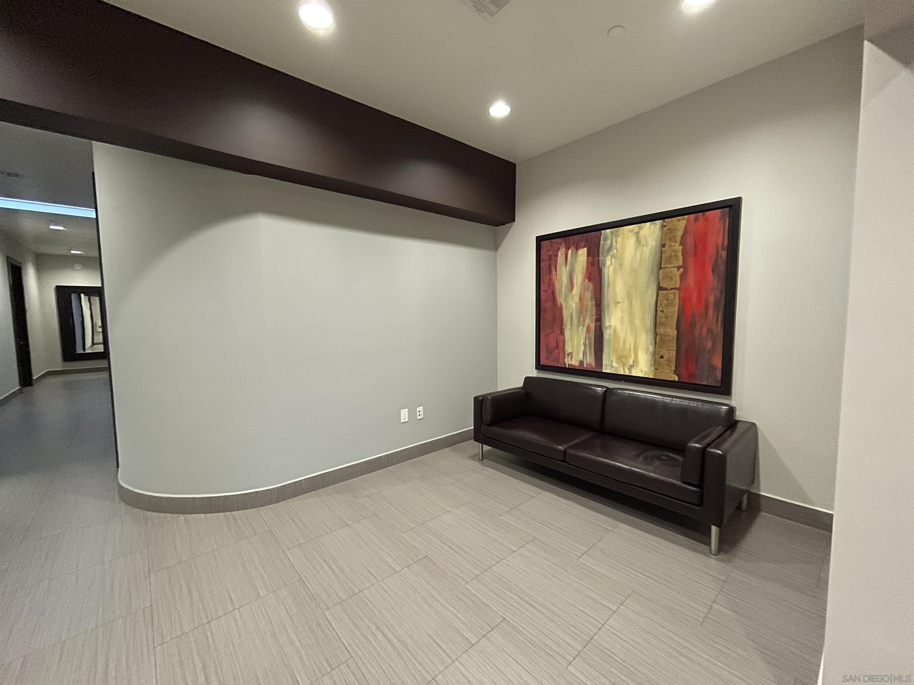 Detail Gallery Image 3 of 12 For 809  Bowsprit, Chula Vista,  CA 91914 - – Beds | – Baths