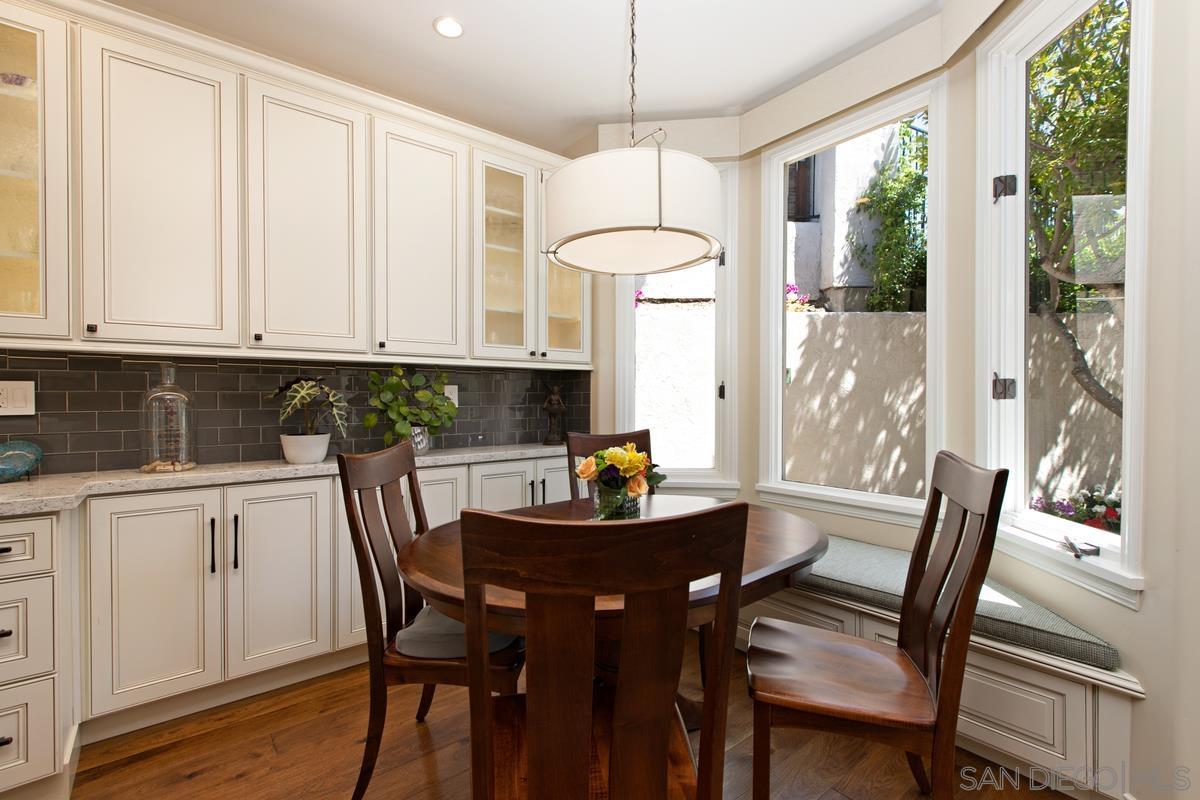 Detail Gallery Image 11 of 25 For 3040  Caminito Tercer Verde, Del Mar,  CA 92014 - 3 Beds | 2/1 Baths