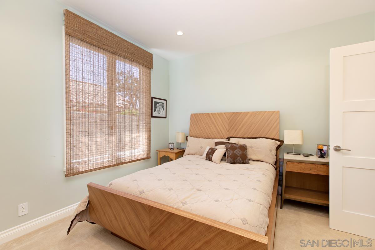 Detail Gallery Image 15 of 25 For 3040  Caminito Tercer Verde, Del Mar,  CA 92014 - 3 Beds | 2/1 Baths