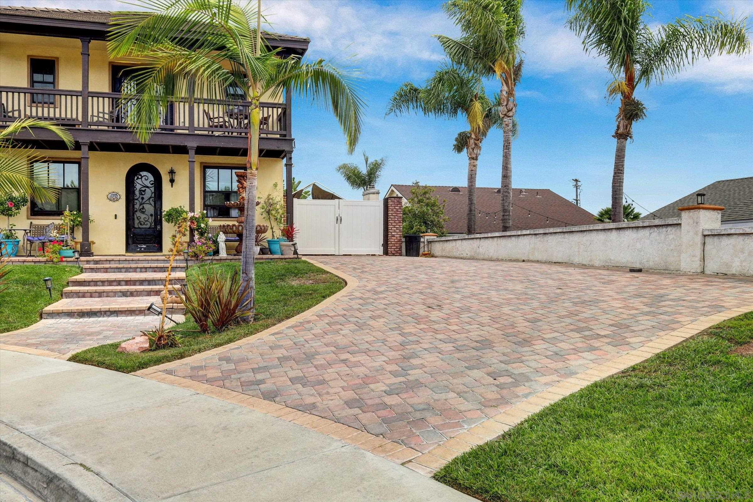 Front Image Thumbnail for SD250035998