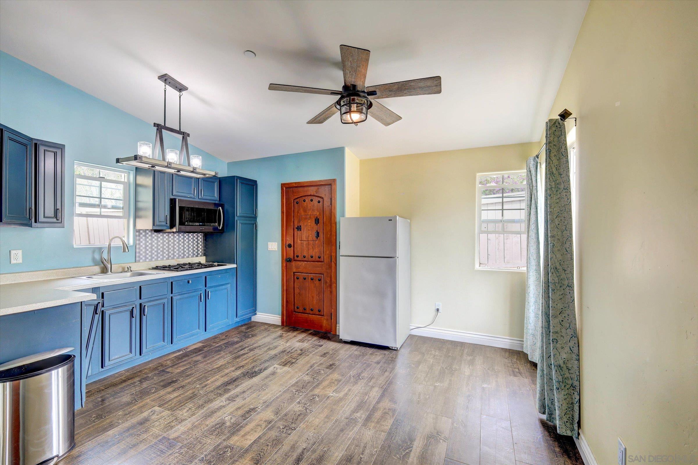 Detail Gallery Image 27 of 36 For 523  Hatherly St, Vista,  CA 92083 - 6 Beds | 5 Baths