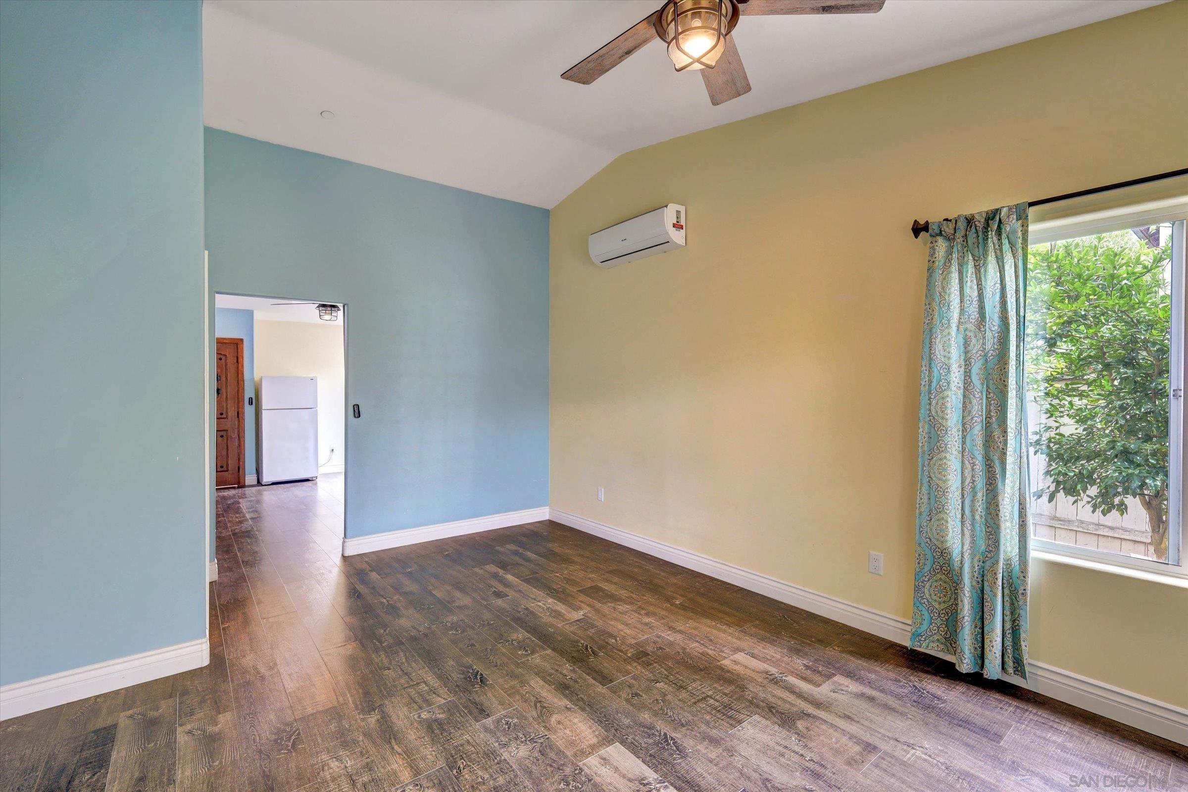 Detail Gallery Image 31 of 36 For 523  Hatherly St, Vista,  CA 92083 - 6 Beds | 5 Baths