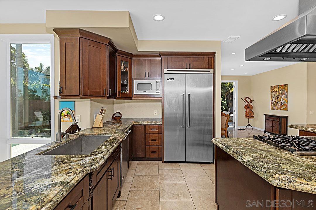 Detail Gallery Image 17 of 58 For 927  Tingley Lane, San Diego,  CA 92106 - 4 Beds | 2/1 Baths