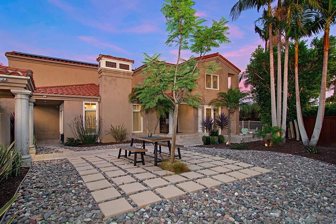 Detail Gallery Image 4 of 58 For 927  Tingley Lane, San Diego,  CA 92106 - 4 Beds | 2/1 Baths