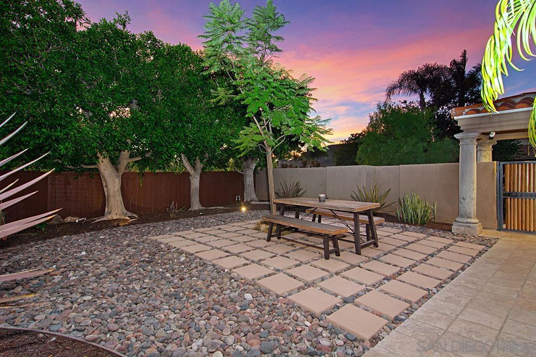 Detail Gallery Image 6 of 58 For 927  Tingley Lane, San Diego,  CA 92106 - 4 Beds | 2/1 Baths