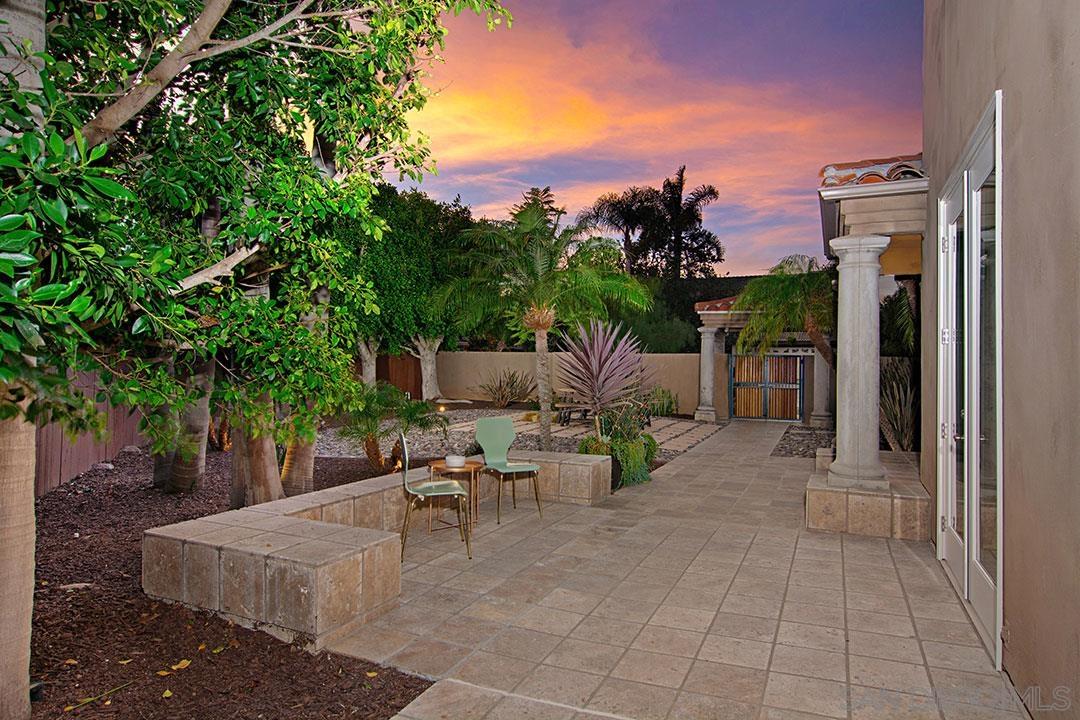 Detail Gallery Image 10 of 58 For 927  Tingley Lane, San Diego,  CA 92106 - 4 Beds | 2/1 Baths