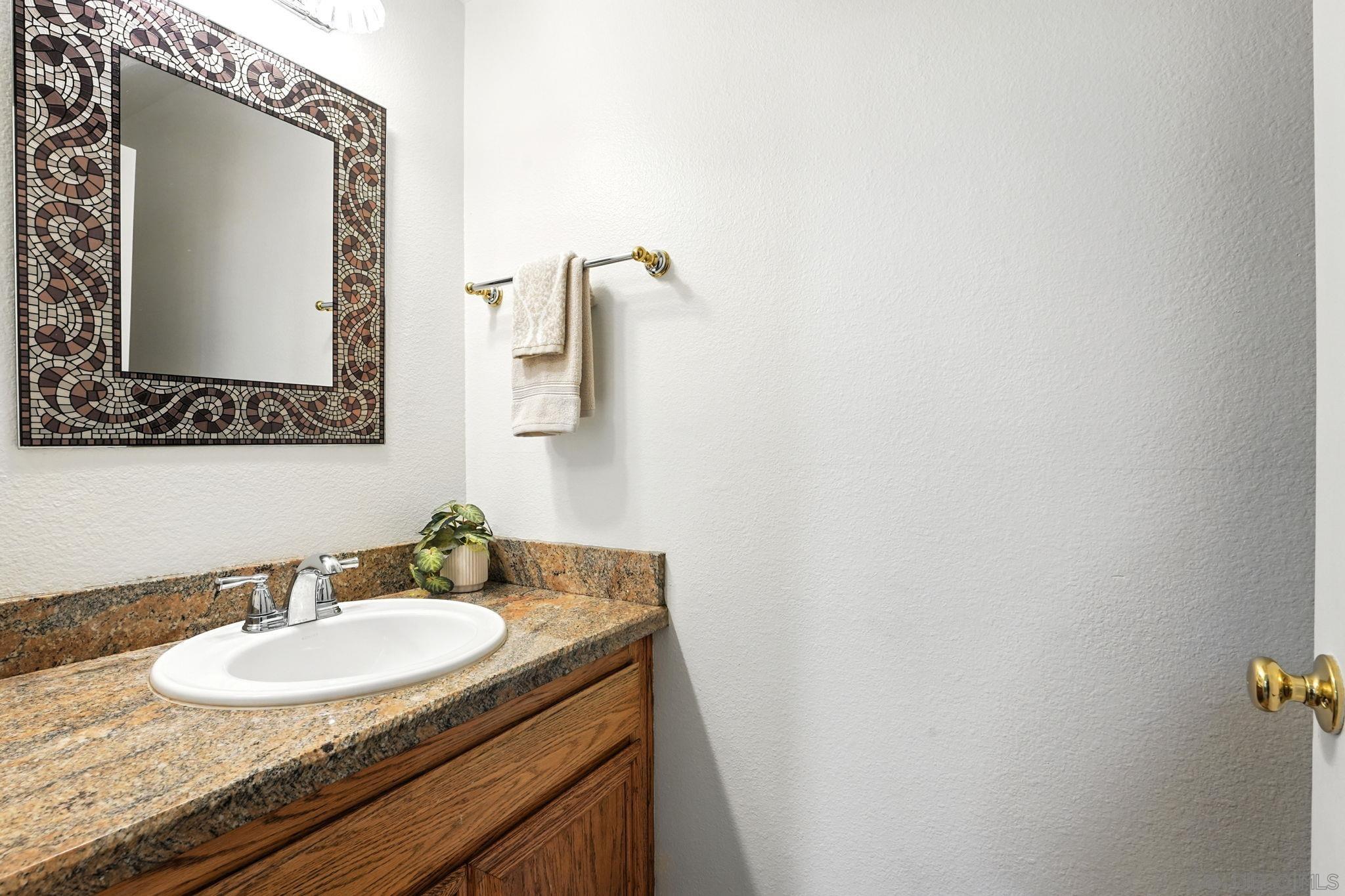 Detail Gallery Image 12 of 24 For 29581  Cara Way, Temecula,  CA 92591 - 2 Beds | 2/1 Baths