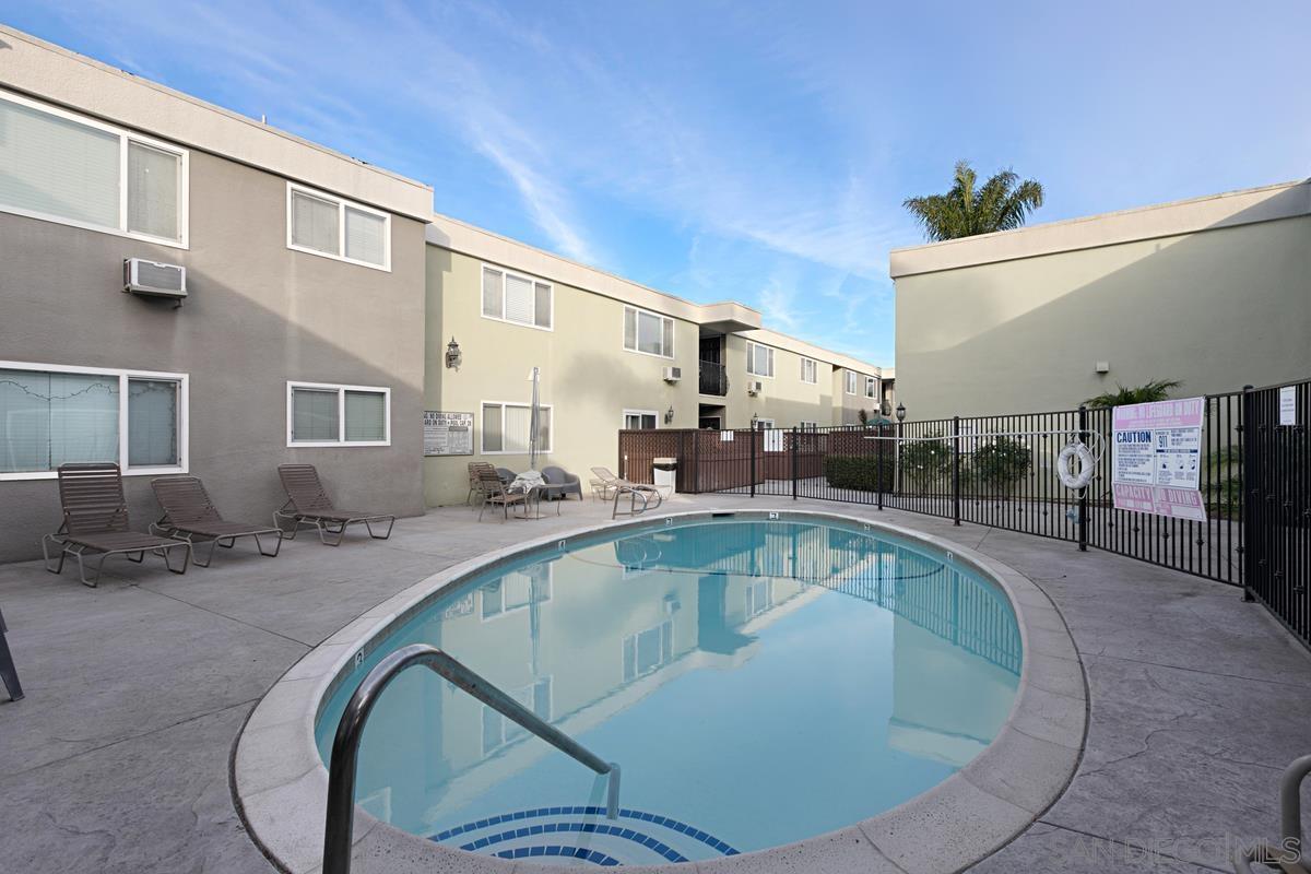 Detail Gallery Image 24 of 28 For 6666  Beadnell Way  #15,  San Diego,  CA 92117 - 1 Beds | 1 Baths