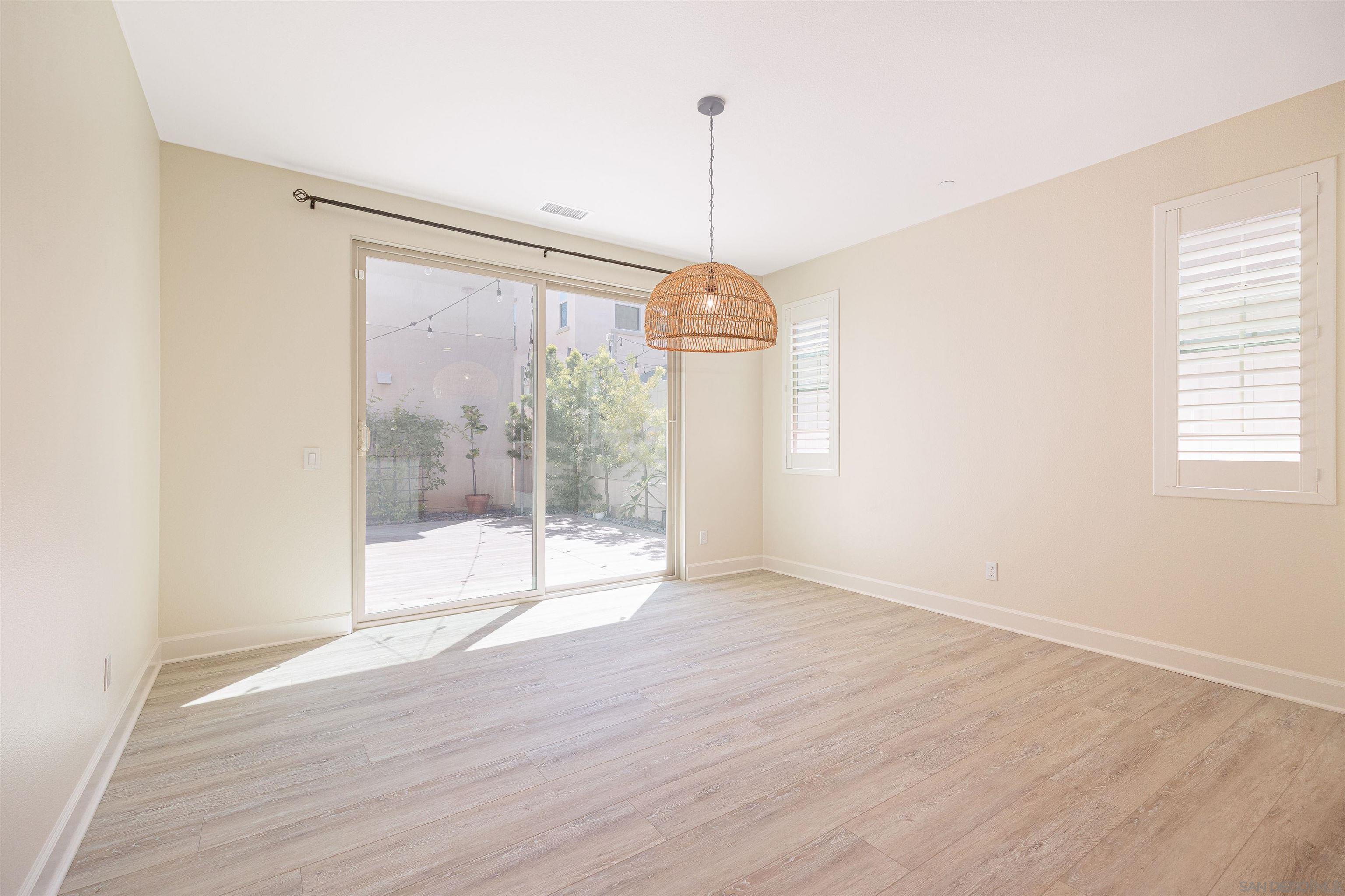 Detail Gallery Image 8 of 20 For 704  Merit Dr, San Marcos,  CA 92078 - 4 Beds | 3 Baths