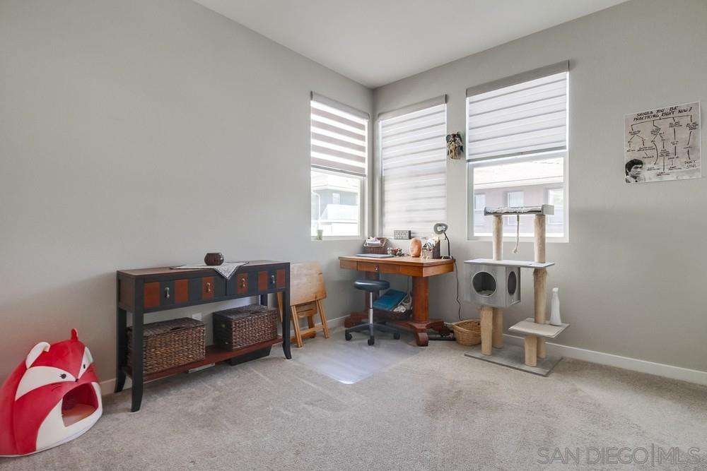 Detail Gallery Image 24 of 51 For 2092  Tango Loop  #2,  Chula Vista,  CA 91915 - 4 Beds | 3 Baths