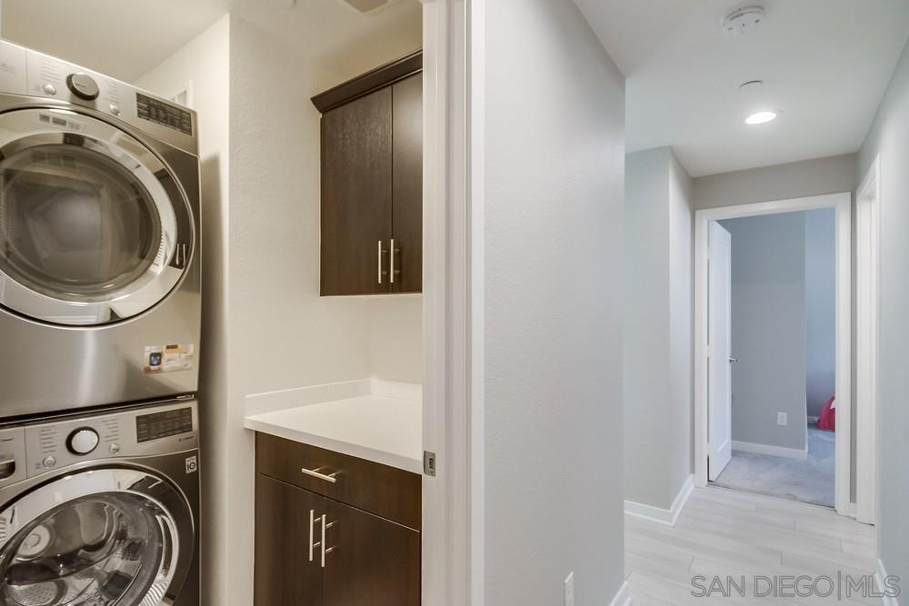 Detail Gallery Image 28 of 51 For 2092  Tango Loop  #2,  Chula Vista,  CA 91915 - 4 Beds | 3 Baths