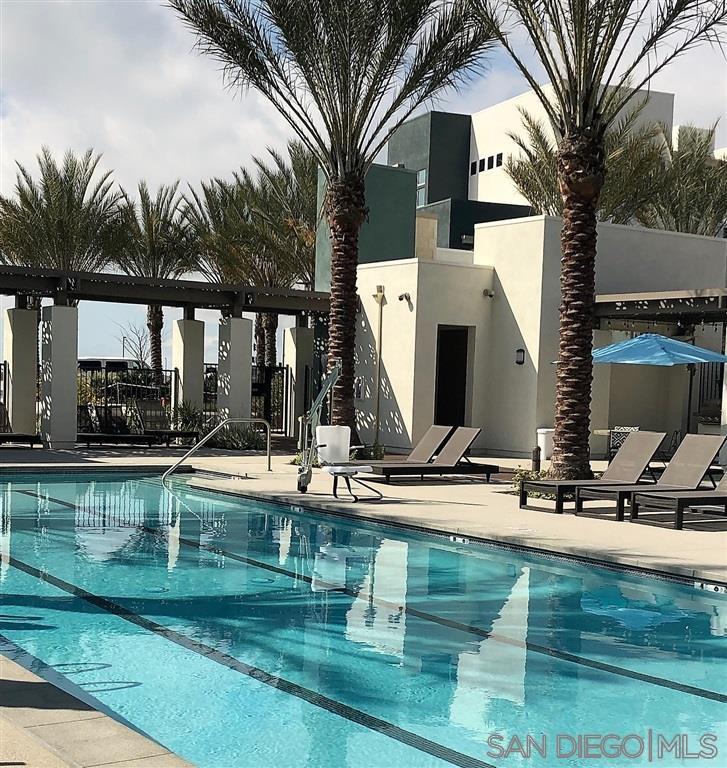 Detail Gallery Image 41 of 51 For 2092  Tango Loop  #2,  Chula Vista,  CA 91915 - 4 Beds | 3 Baths