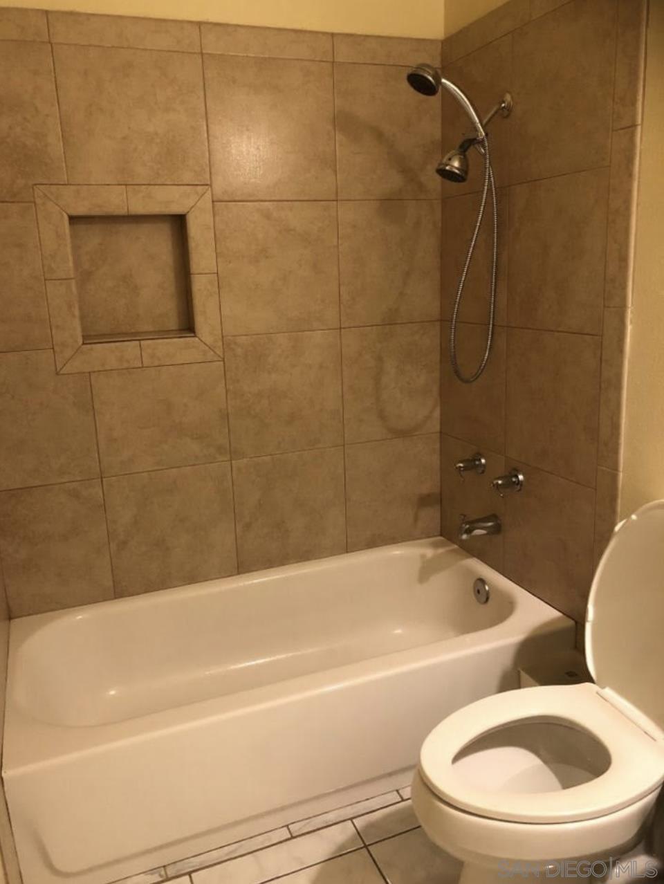 Detail Gallery Image 13 of 19 For 4183  Camino Lita, San Diego,  CA 92122 - 2 Beds | 1 Baths