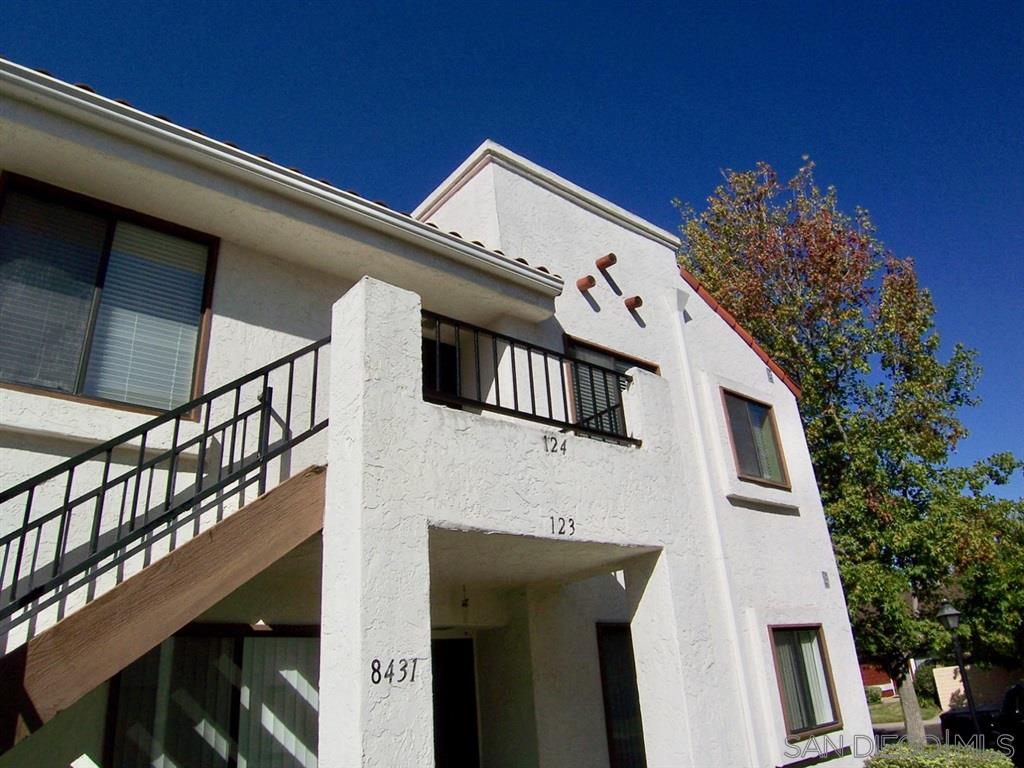 Detail Gallery Image 2 of 24 For 8431  Westmore Rd  124, San Diego,  CA 92126 - 2 Beds | 2 Baths