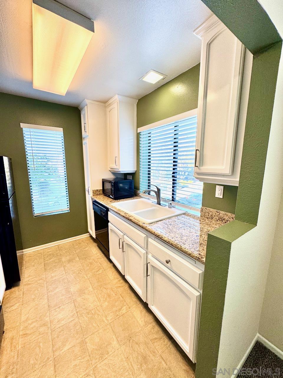 Detail Gallery Image 13 of 24 For 8431  Westmore Rd  124, San Diego,  CA 92126 - 2 Beds | 2 Baths