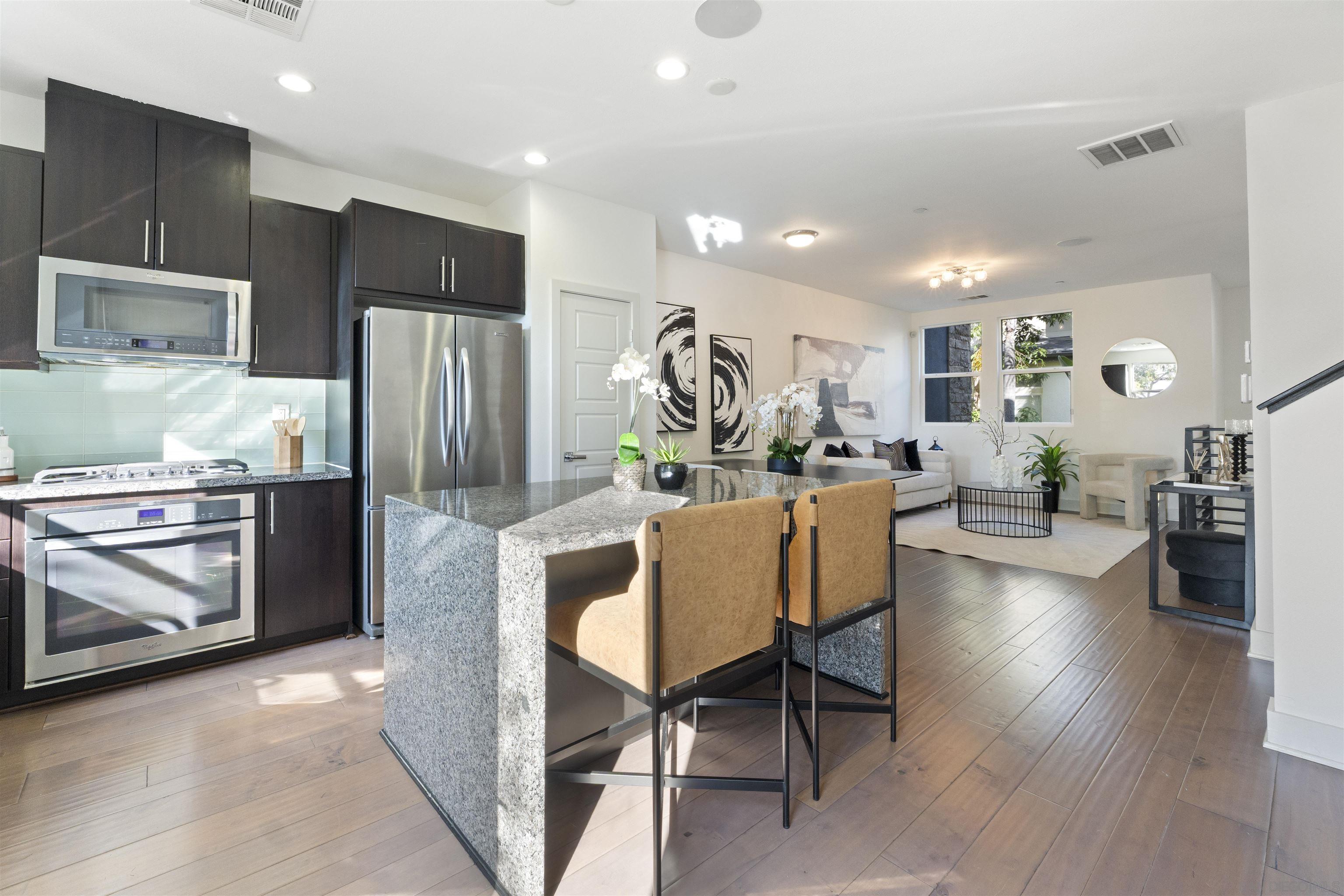 Front Image Thumbnail for SD250036302