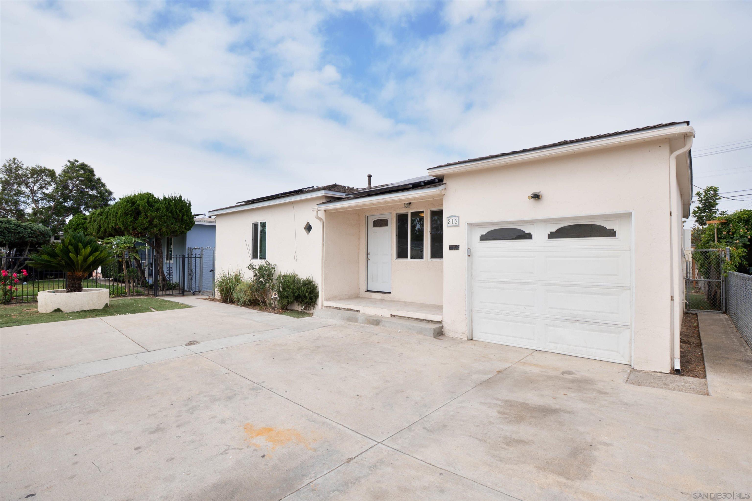 Front Image Thumbnail for SD250036375