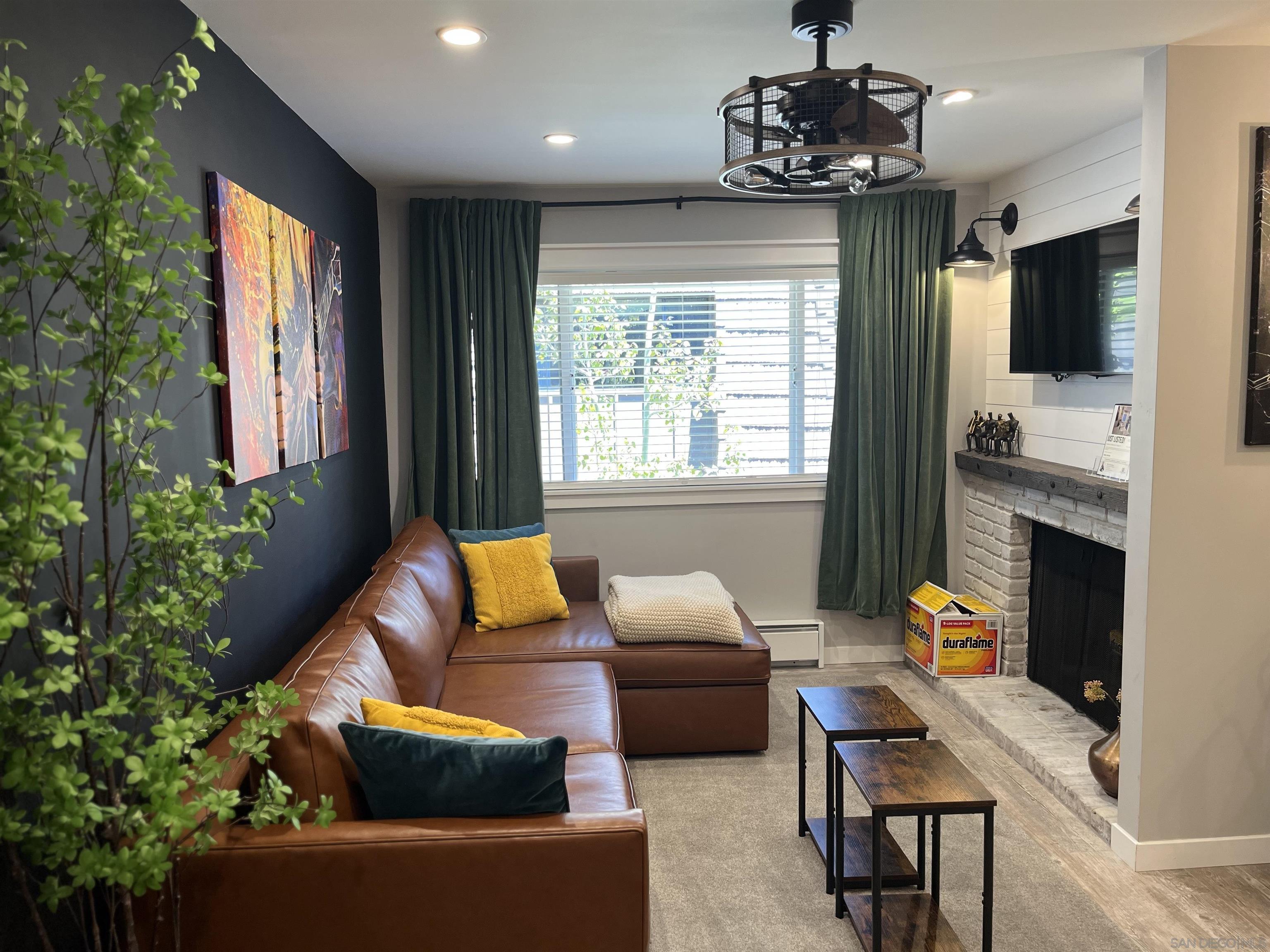 Detail Gallery Image 3 of 15 For 7600  North Lake Blvd, Tahoe Vista,  CA 96148 - 1 Beds | 1 Baths