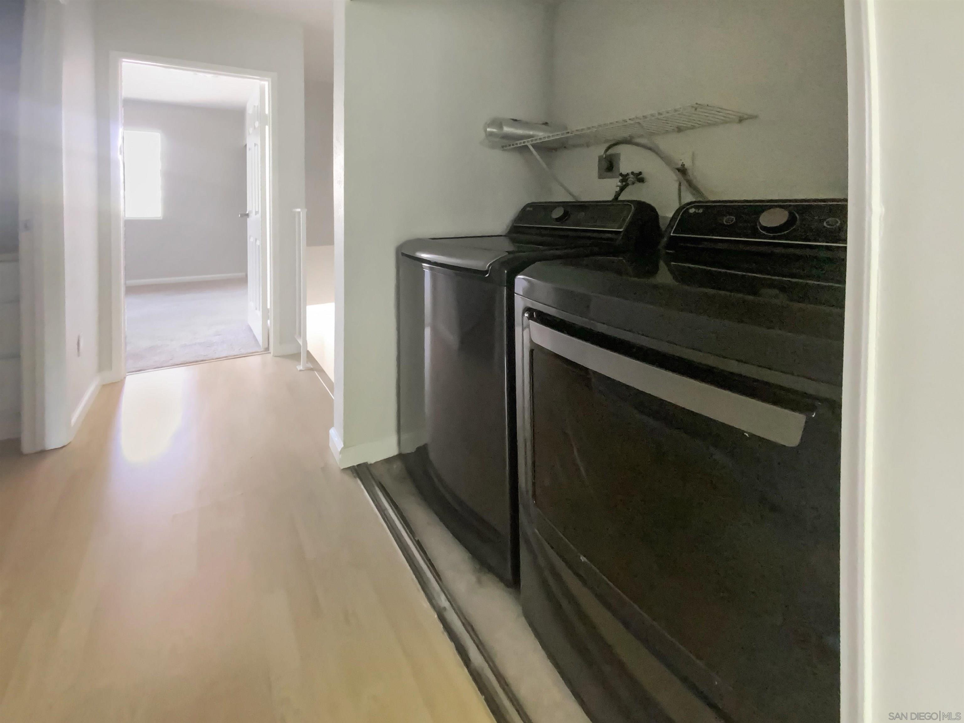 Detail Gallery Image 15 of 17 For 5661  Lake Park Way  #4,  La Mesa,  CA 91942 - 2 Beds | 1/1 Baths