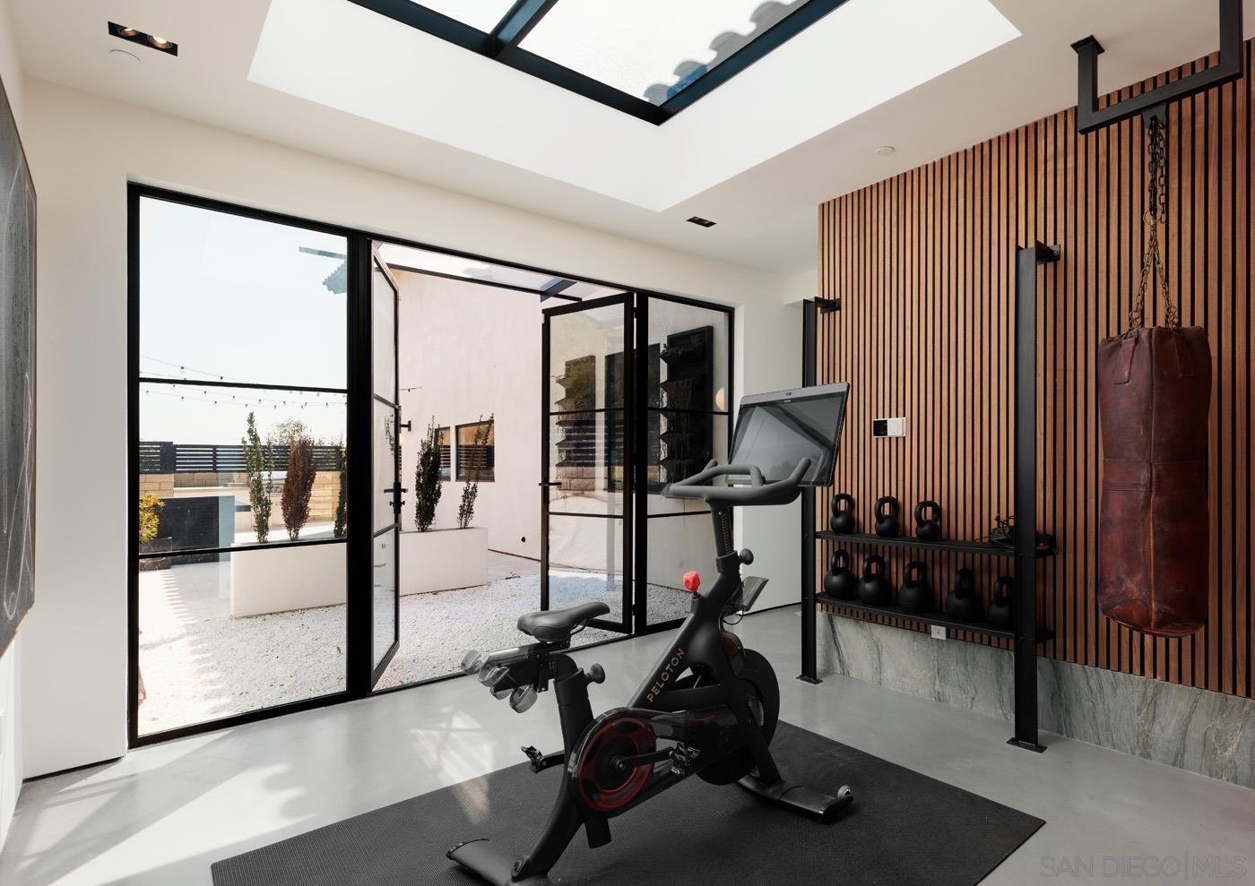 Detail Gallery Image 11 of 26 For 23241  Tasmania Circle Lot 45, Dana Point,  CA 92629 - 6 Beds | 4/1 Baths