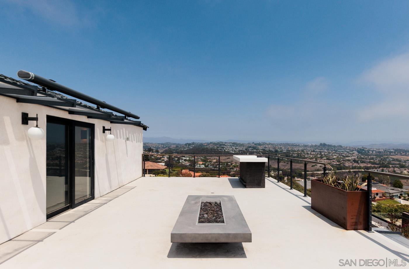 Detail Gallery Image 25 of 26 For 23241  Tasmania Circle Lot 45, Dana Point,  CA 92629 - 6 Beds | 4/1 Baths