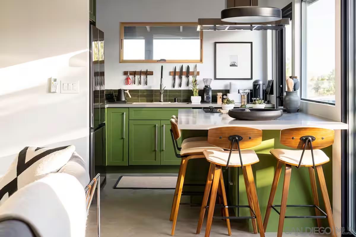 Detail Gallery Image 4 of 55 For 48311  Burns Canyon Rd, Pioneertown,  CA 92268 - 2 Beds | 2 Baths