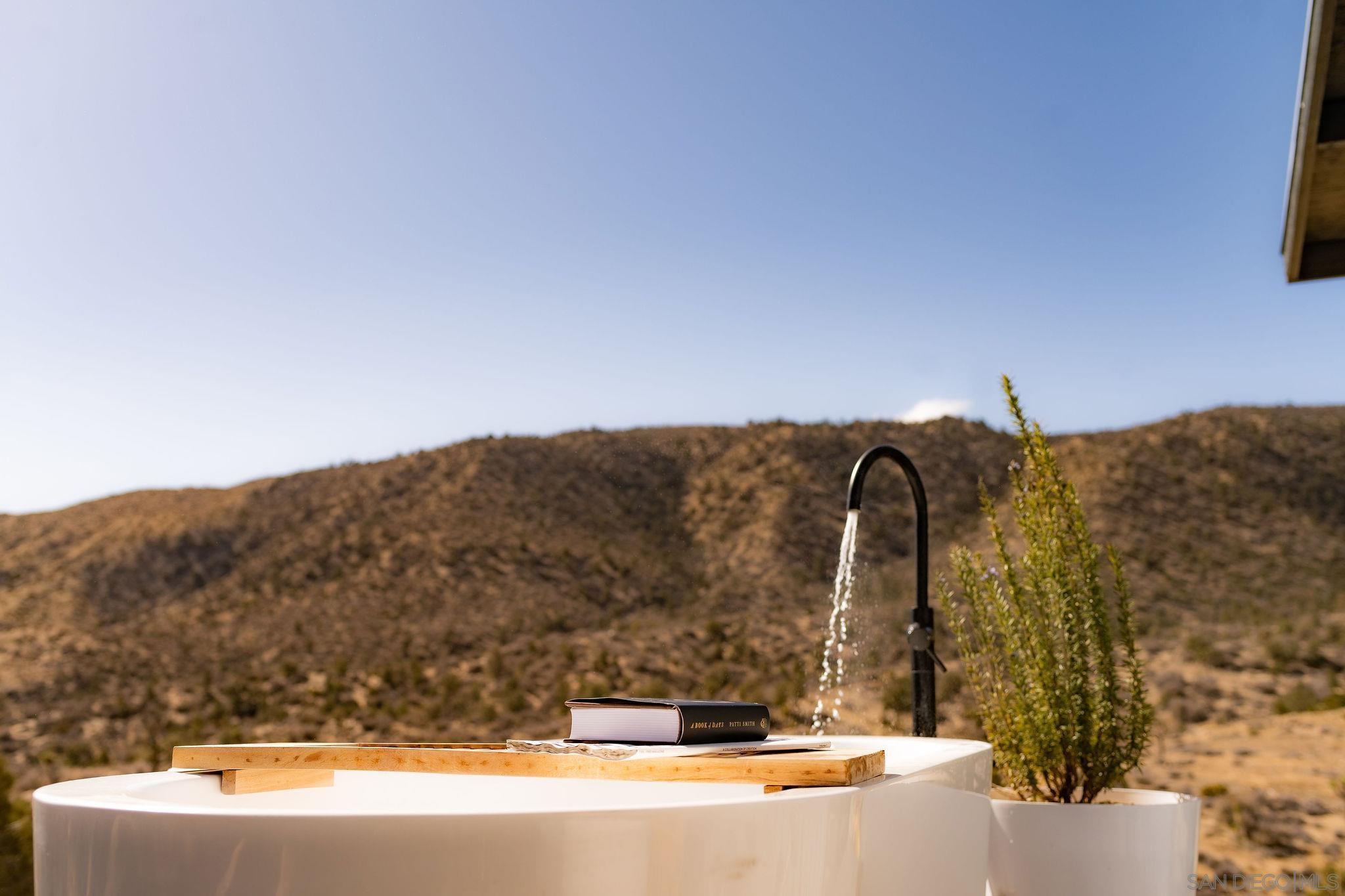 Detail Gallery Image 31 of 55 For 48311  Burns Canyon Rd, Pioneertown,  CA 92268 - 2 Beds | 2 Baths