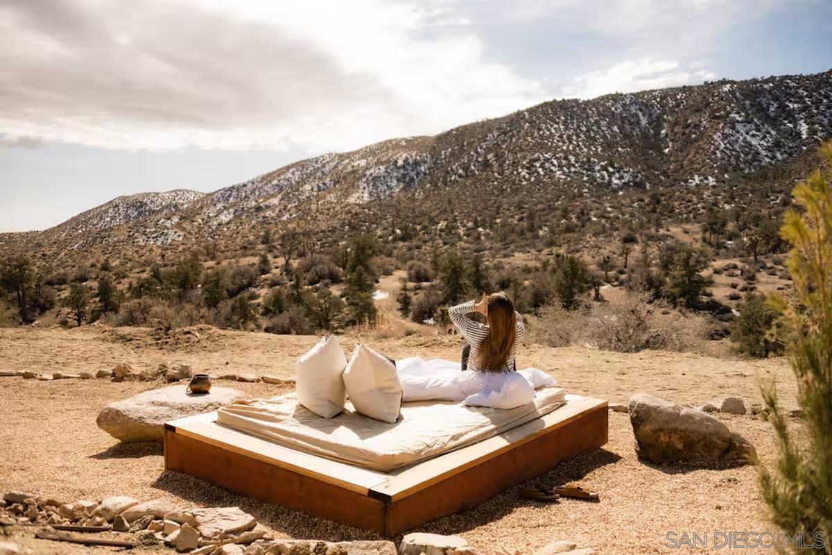 Detail Gallery Image 33 of 55 For 48311  Burns Canyon Rd, Pioneertown,  CA 92268 - 2 Beds | 2 Baths