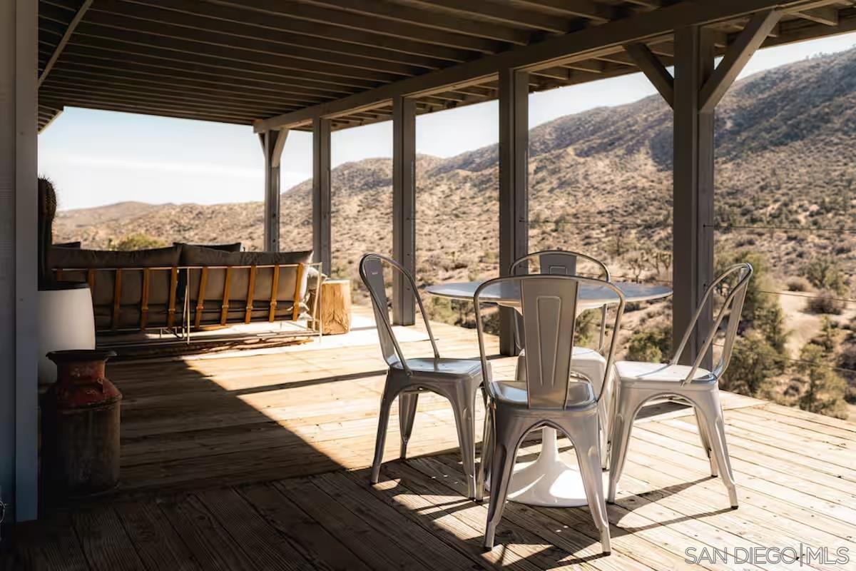 Detail Gallery Image 8 of 55 For 48311  Burns Canyon Rd, Pioneertown,  CA 92268 - 2 Beds | 2 Baths