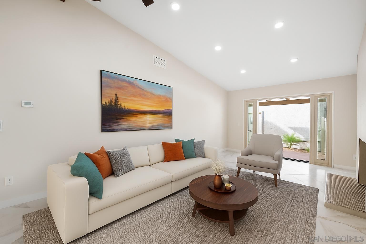 Detail Gallery Image 11 of 40 For 6915  Pear Tree Dr, Carlsbad,  CA 92011 - 2 Beds | 2 Baths