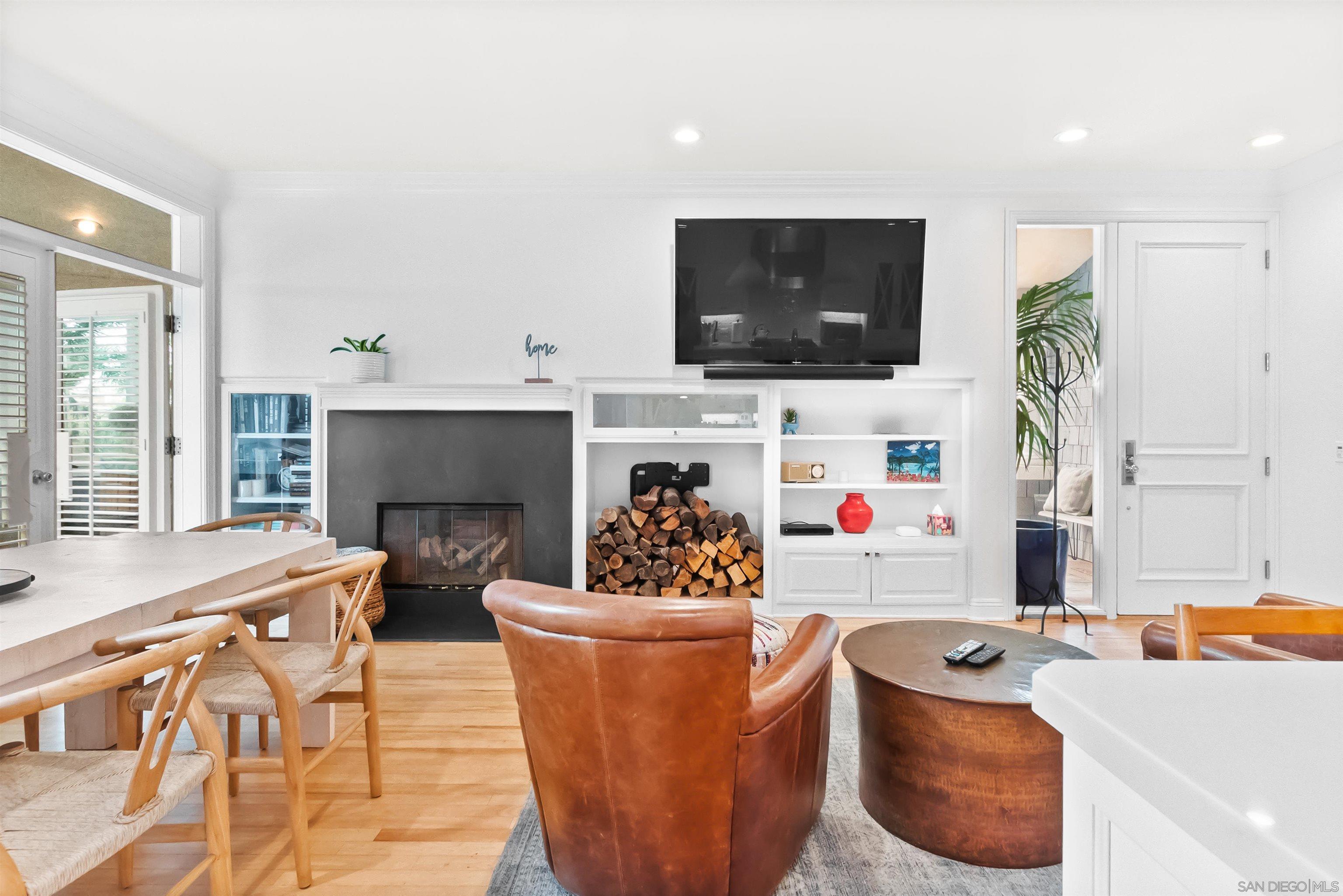 Detail Gallery Image 10 of 74 For 211  27th St, Del Mar,  CA 92014 - 4 Beds | 4 Baths