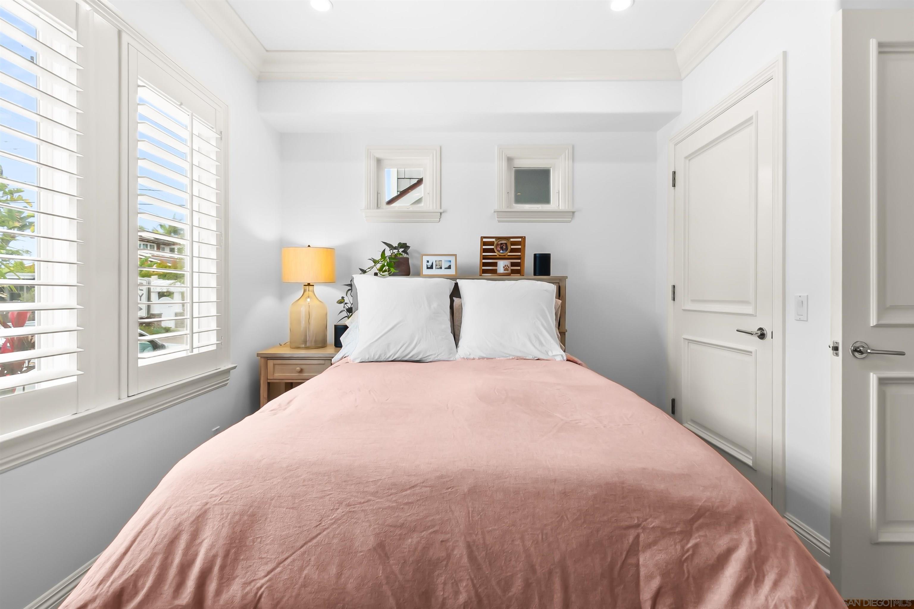 Detail Gallery Image 17 of 74 For 211  27th St, Del Mar,  CA 92014 - 4 Beds | 4 Baths