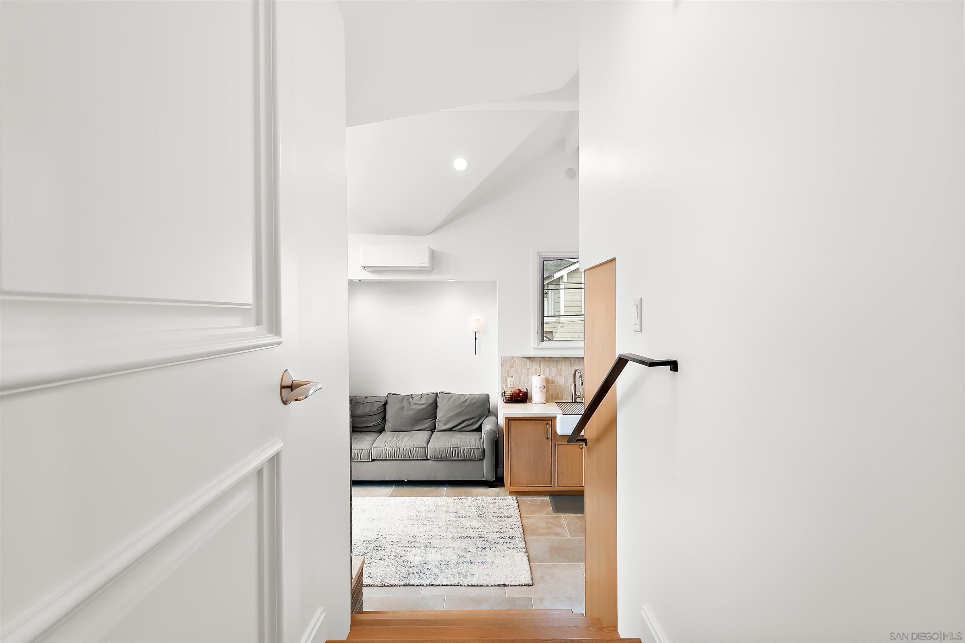 Detail Gallery Image 45 of 74 For 211  27th St, Del Mar,  CA 92014 - 4 Beds | 4 Baths