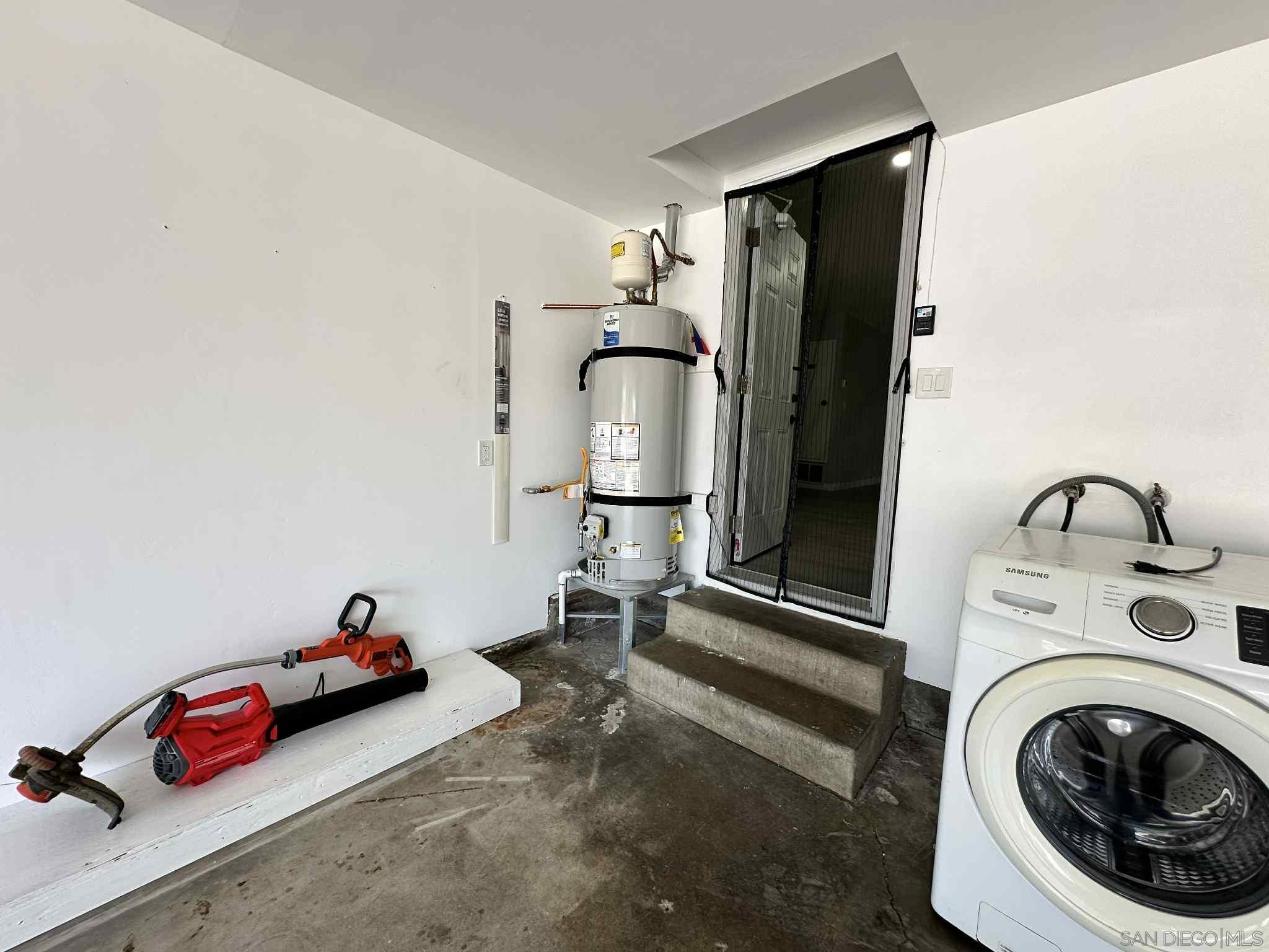 Detail Gallery Image 22 of 32 For 8913  Frederick St, Spring Valley,  CA 91977 - 3 Beds | 2 Baths