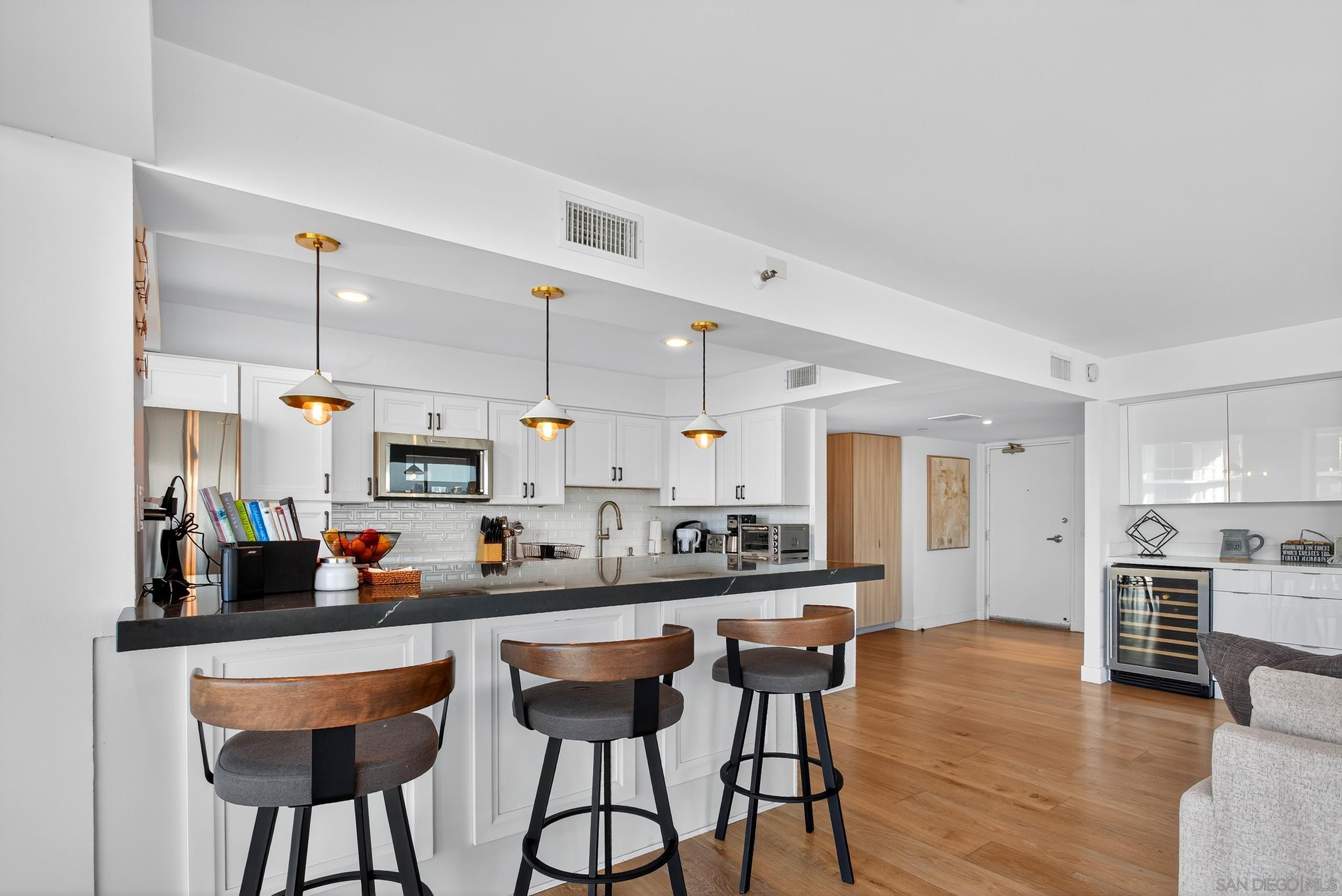 Detail Gallery Image 20 of 60 For 1810  Avenida Del Mundo  1503, Coronado,  CA 92118 - 3 Beds | 3 Baths