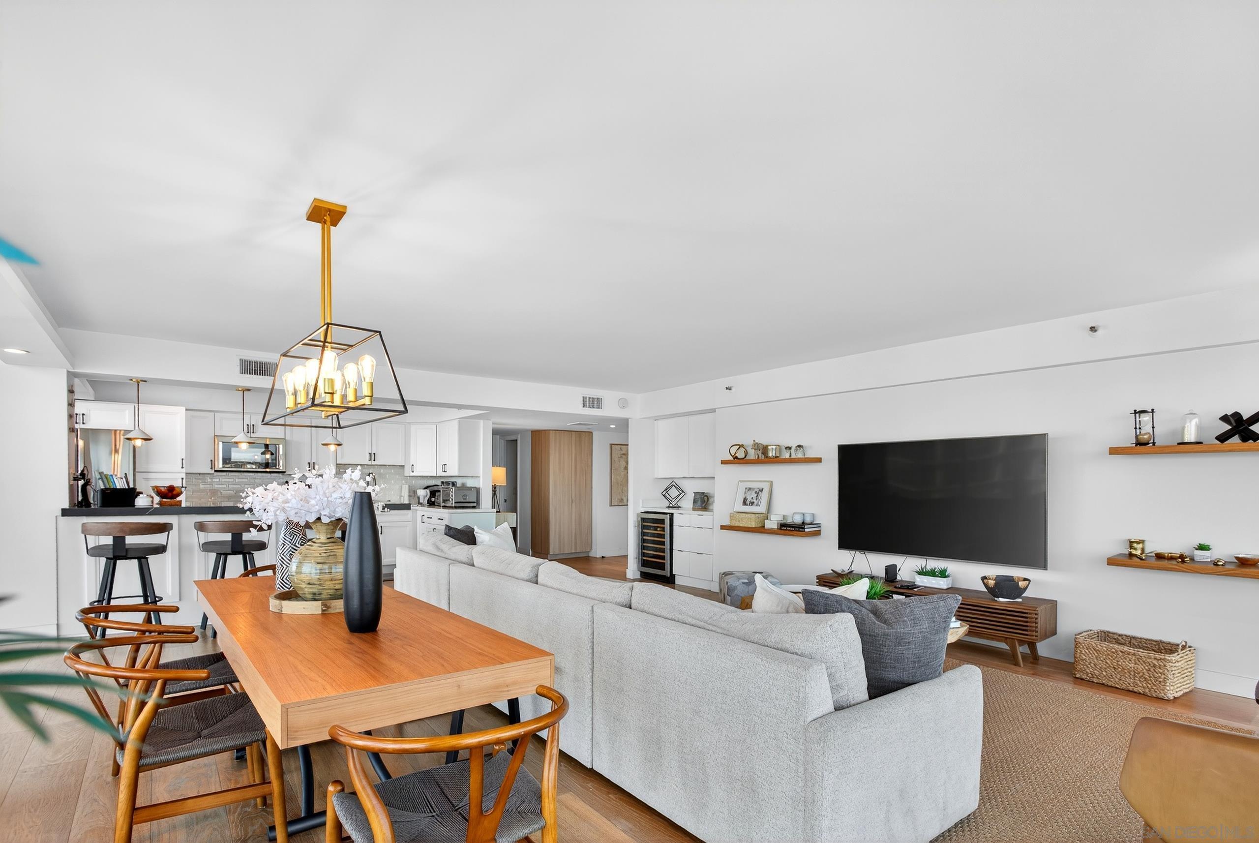 Detail Gallery Image 24 of 60 For 1810  Avenida Del Mundo  1503, Coronado,  CA 92118 - 3 Beds | 3 Baths