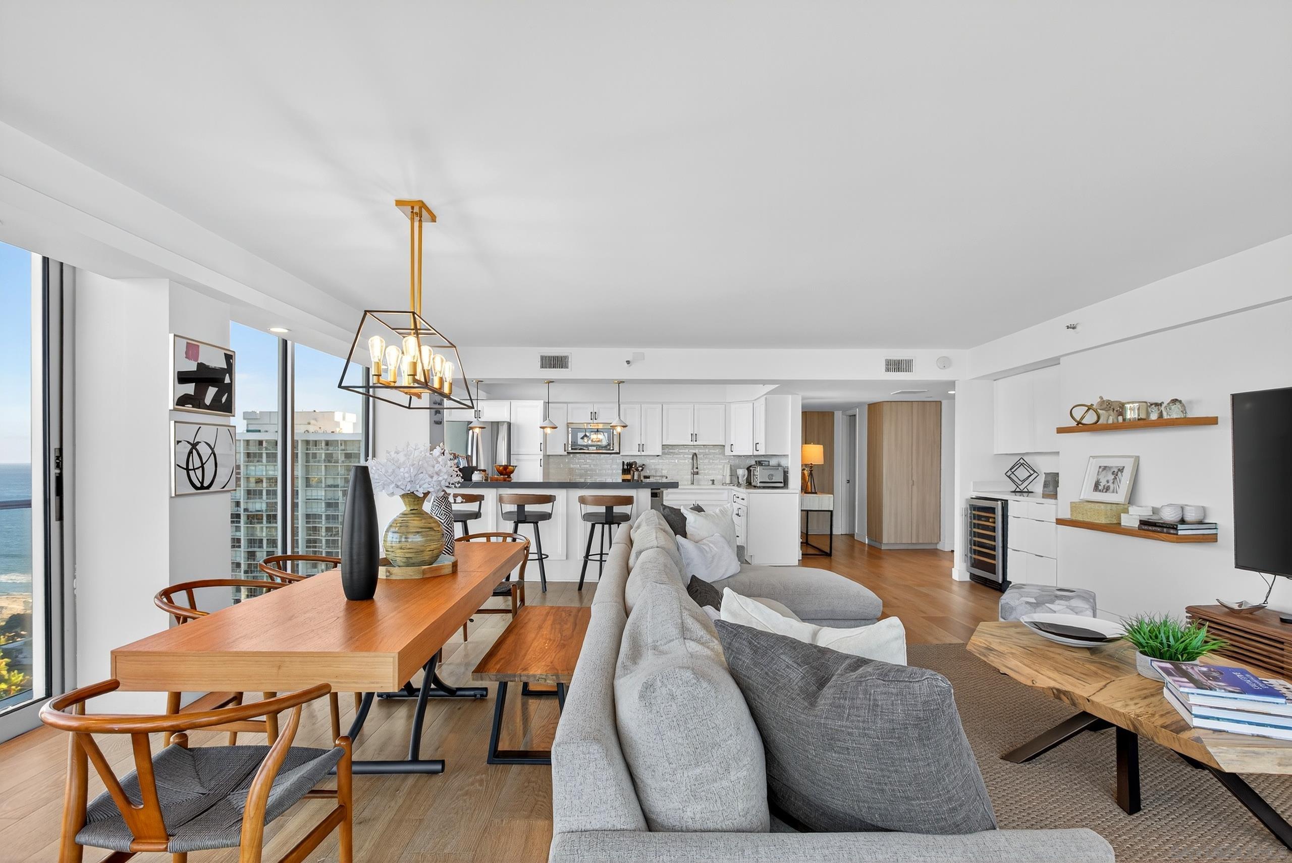 Detail Gallery Image 25 of 60 For 1810  Avenida Del Mundo  1503, Coronado,  CA 92118 - 3 Beds | 3 Baths