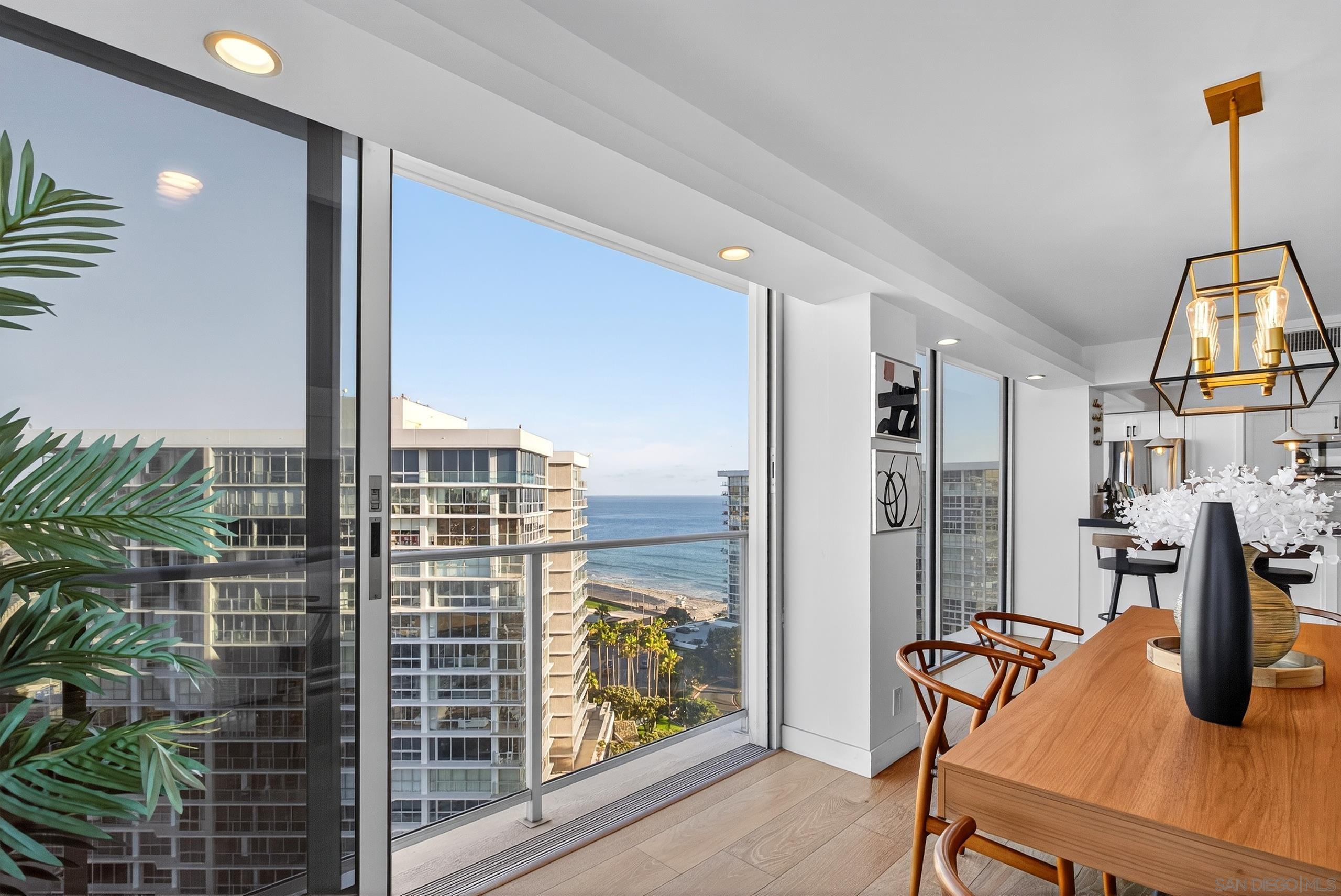 Detail Gallery Image 26 of 60 For 1810  Avenida Del Mundo  1503, Coronado,  CA 92118 - 3 Beds | 3 Baths